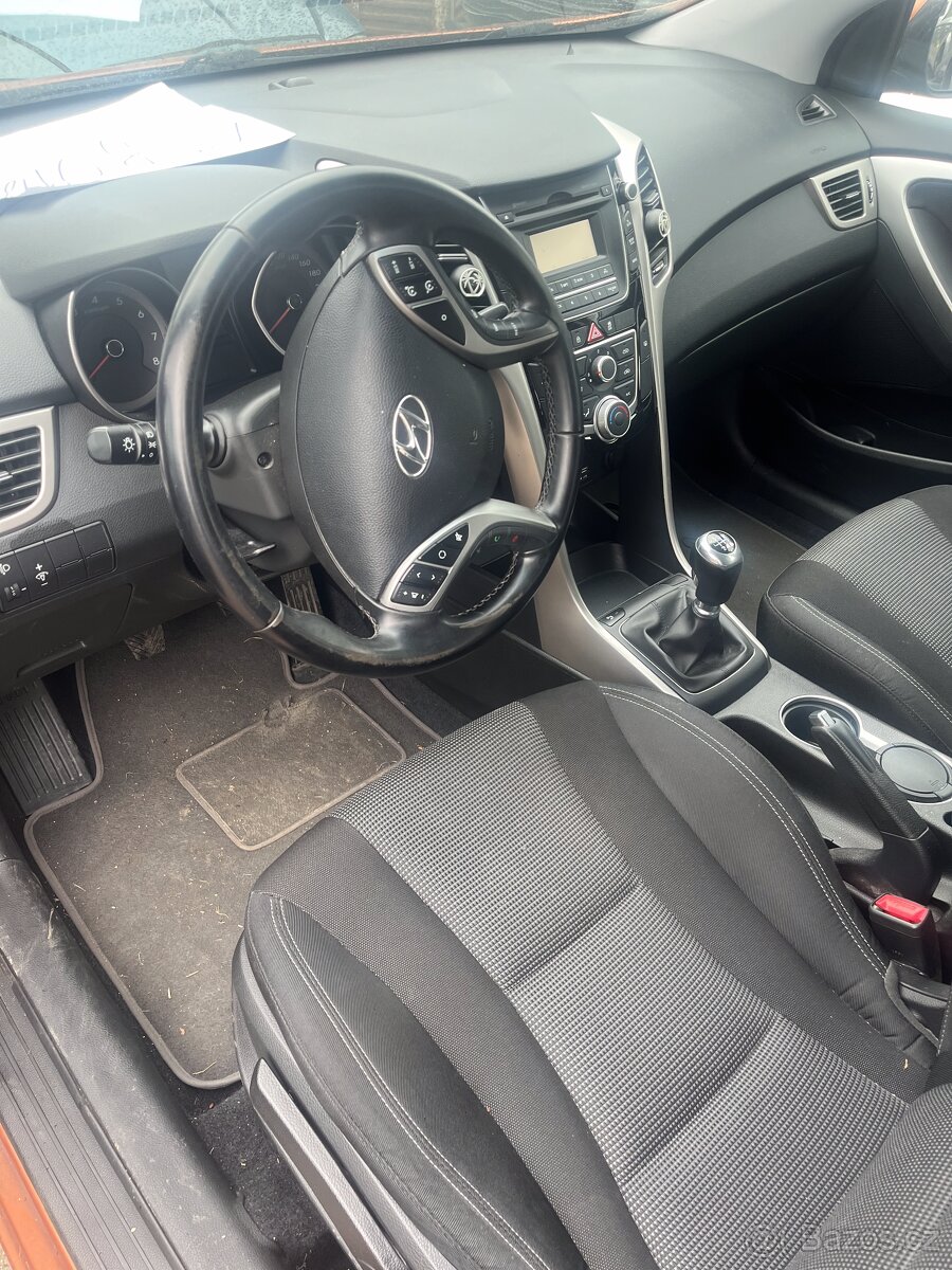 Hyundai i30 - 2