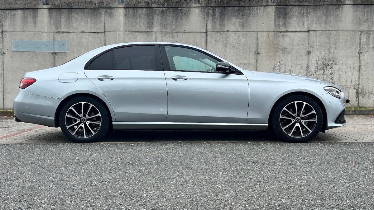 Mercedes-Benz E 220d 4M Odpočet DPH - 2