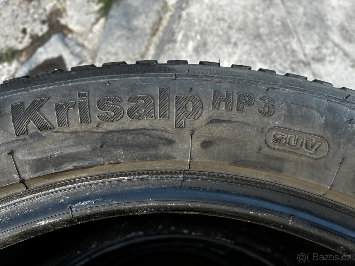 Pneu 235/50 r19 zimní - 2