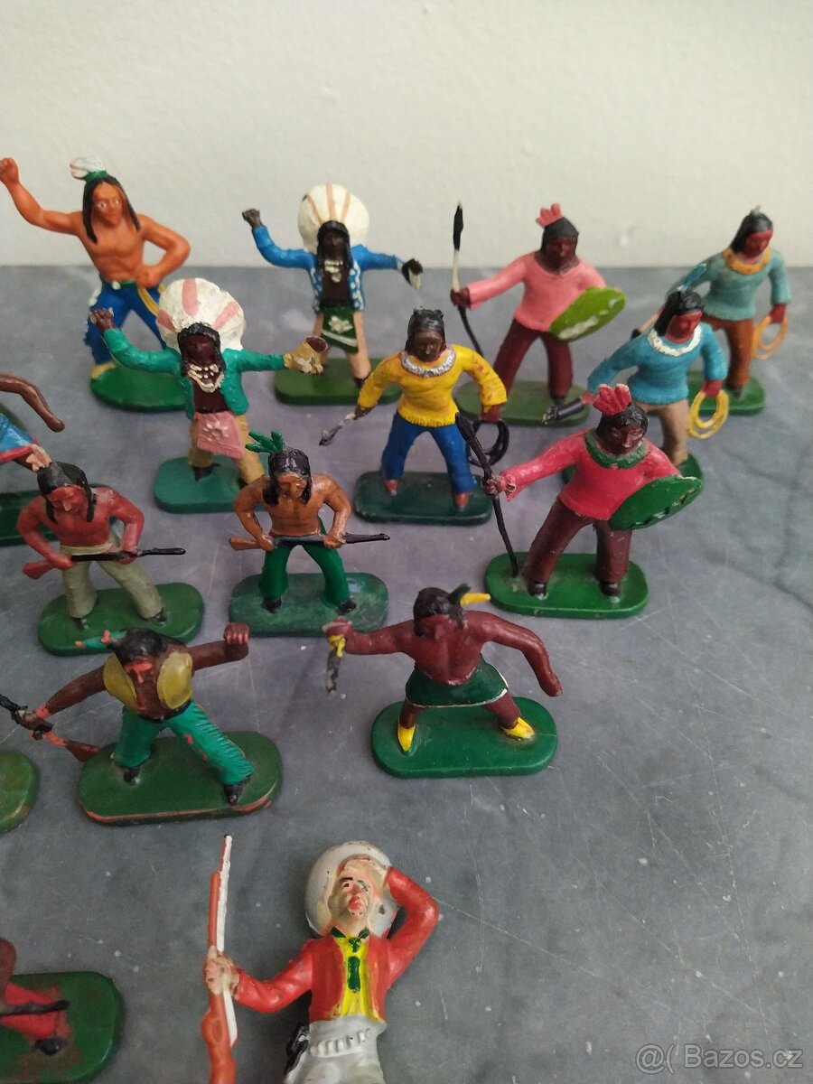 Retro figurky indiáni - 2
