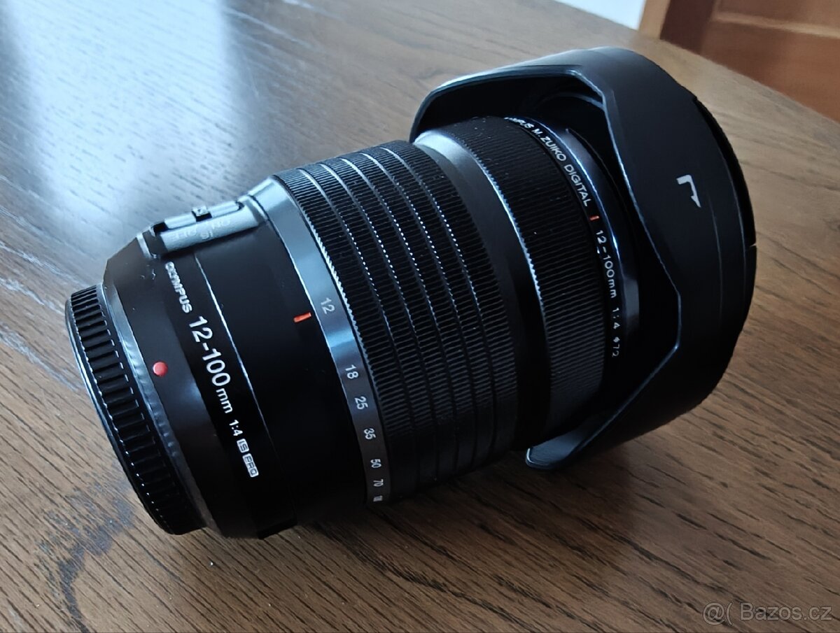 Prodám 2x objektiv Olympus - 2