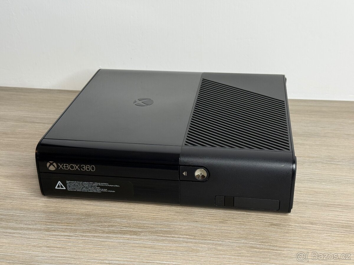 🎮 Xbox 360 E - KOMPLETNÍ SET - 2