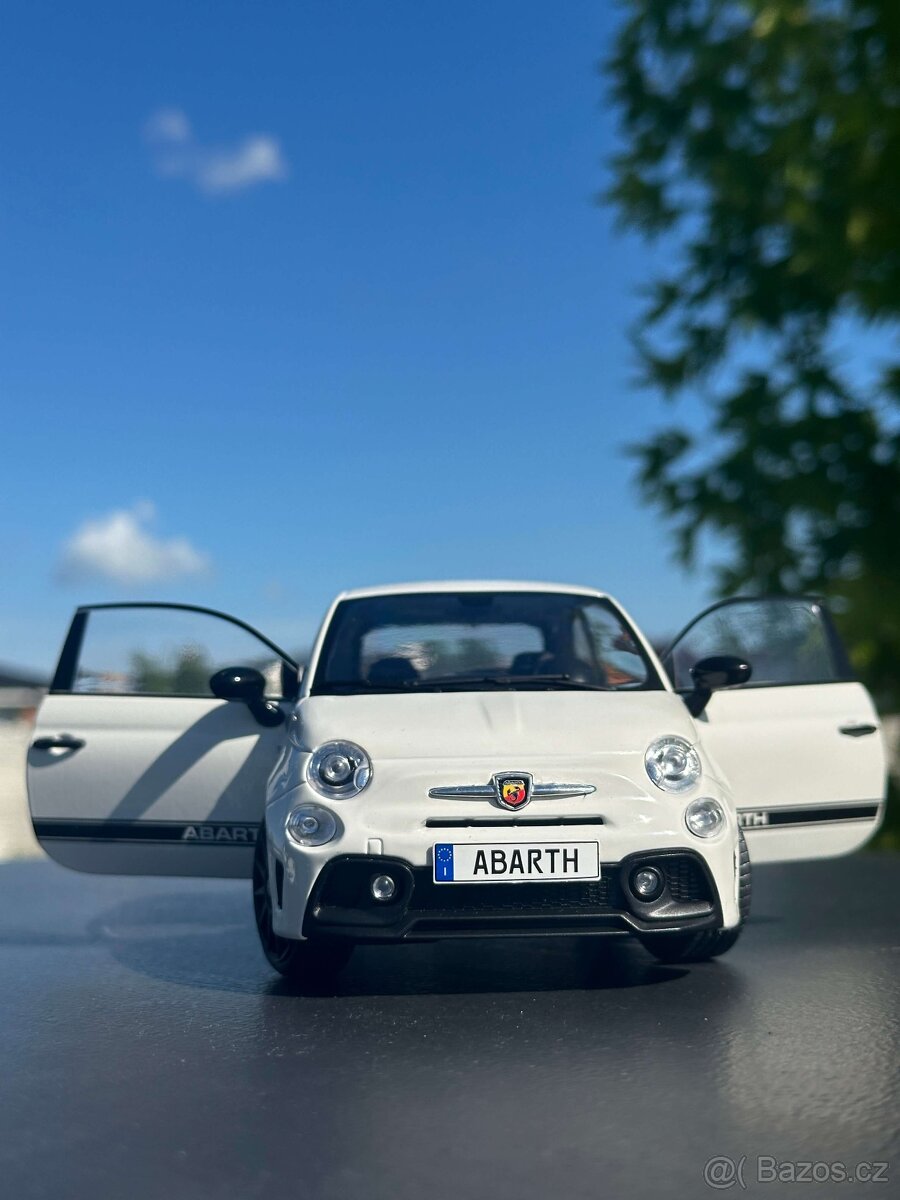 ALFA ROMEO, FIAT predam. Mierka 1:18 a 1:24. - 2