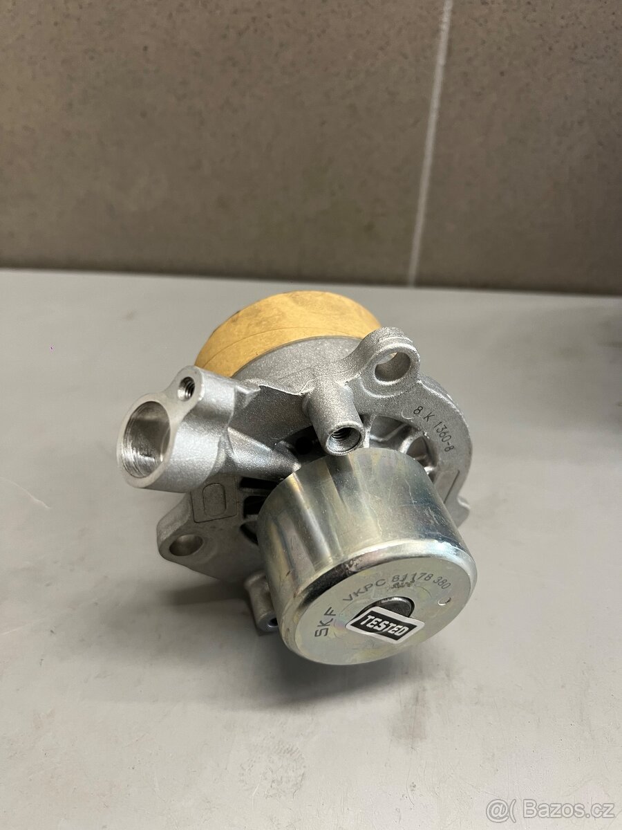 Vodní pumpa SKF VKPC81178 - 2
