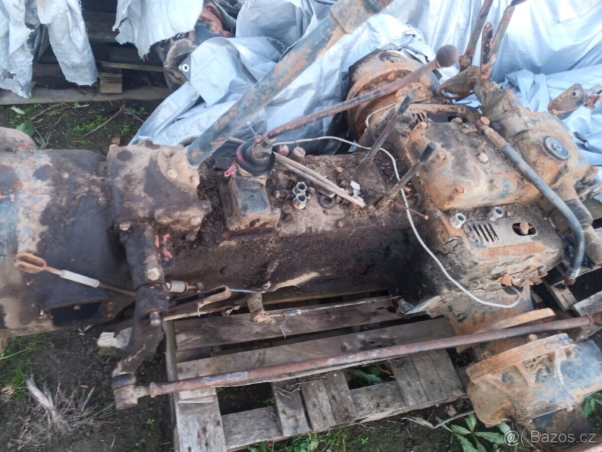 Podvozek Zetor 7011 - 2