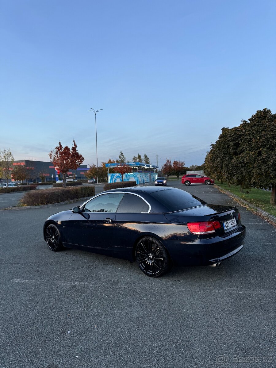 BMW E93 330D Cabrio – 180 kW • 2009 • pevná skládací střecha - 2