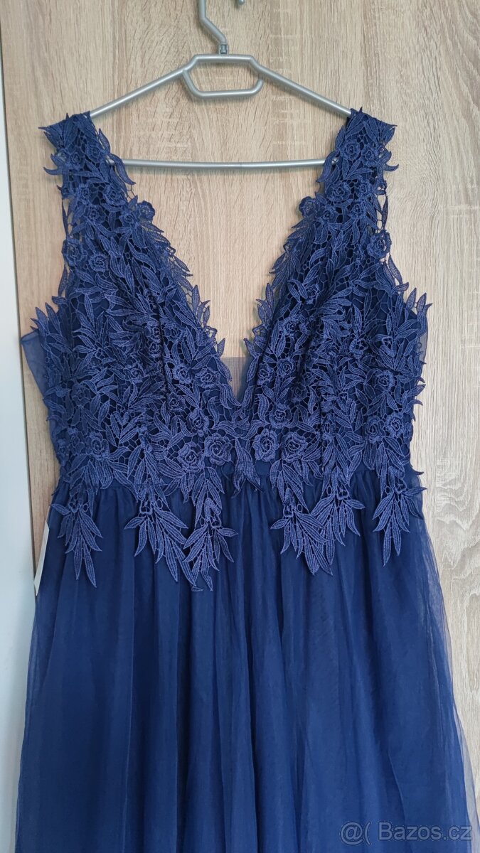 Nové dlouhé modré tylové společenské šaty velikost 44 - 2