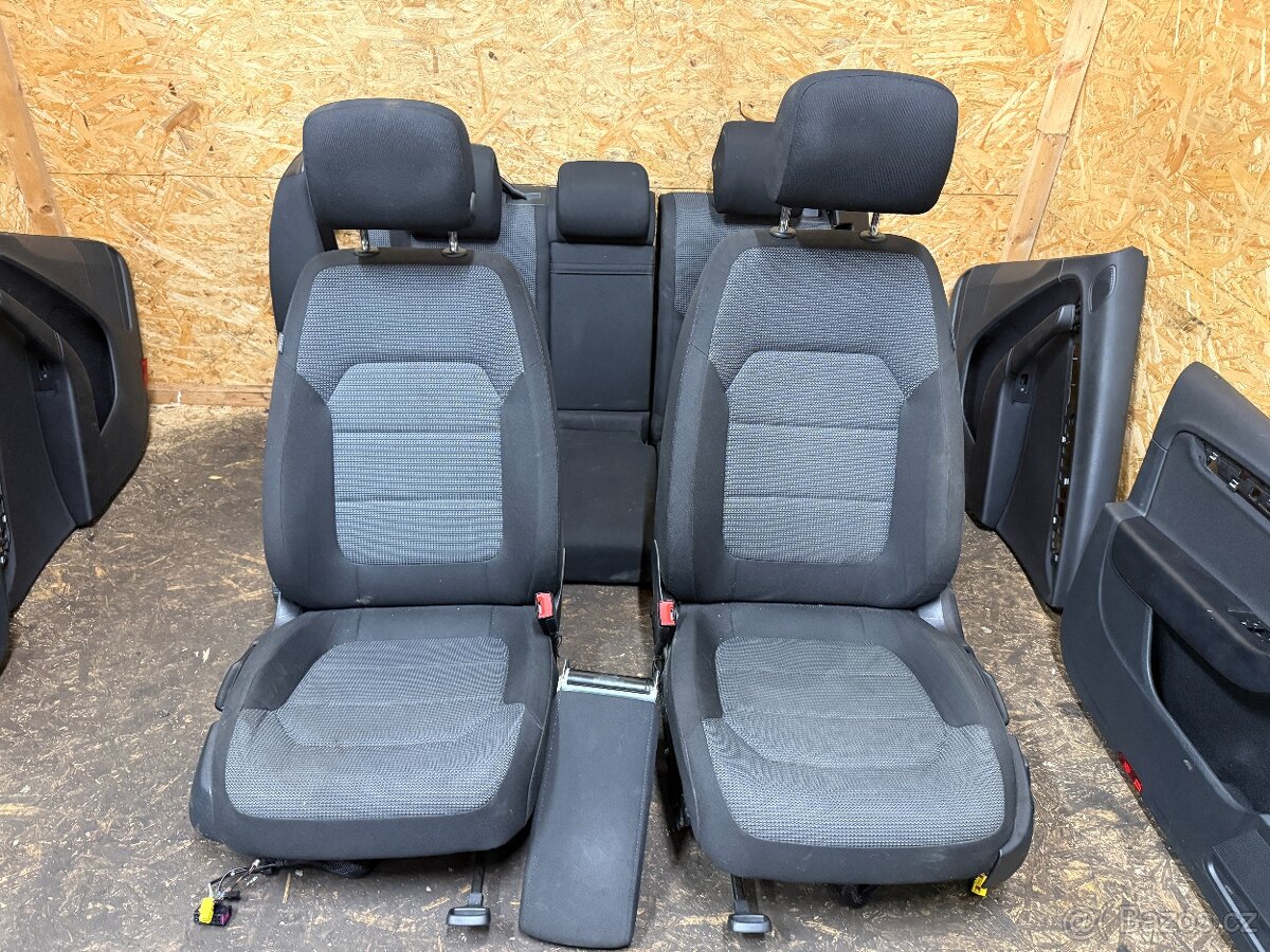 KOMPLETNÍ LÁTKOVÝ INTERIÉR VW PASSAT B7 KOMBI - 2