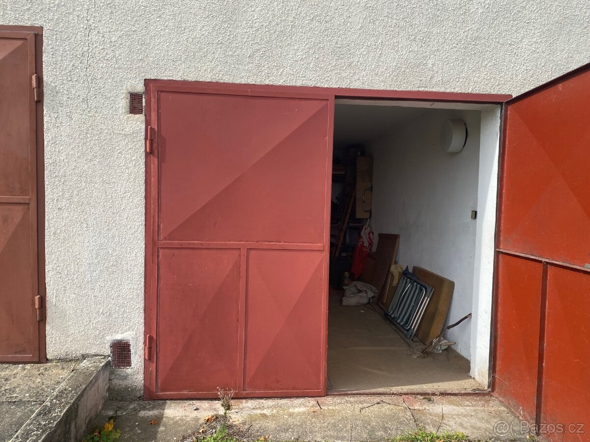 Pronájem garáže v Moravských Budějovicích - 2