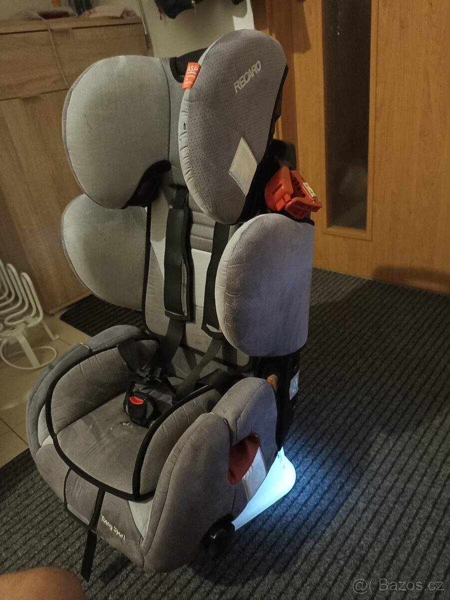 Autosedačka Recaro - 2