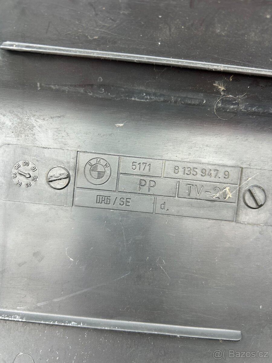 Kryt chladiče na BMW E36 - 2