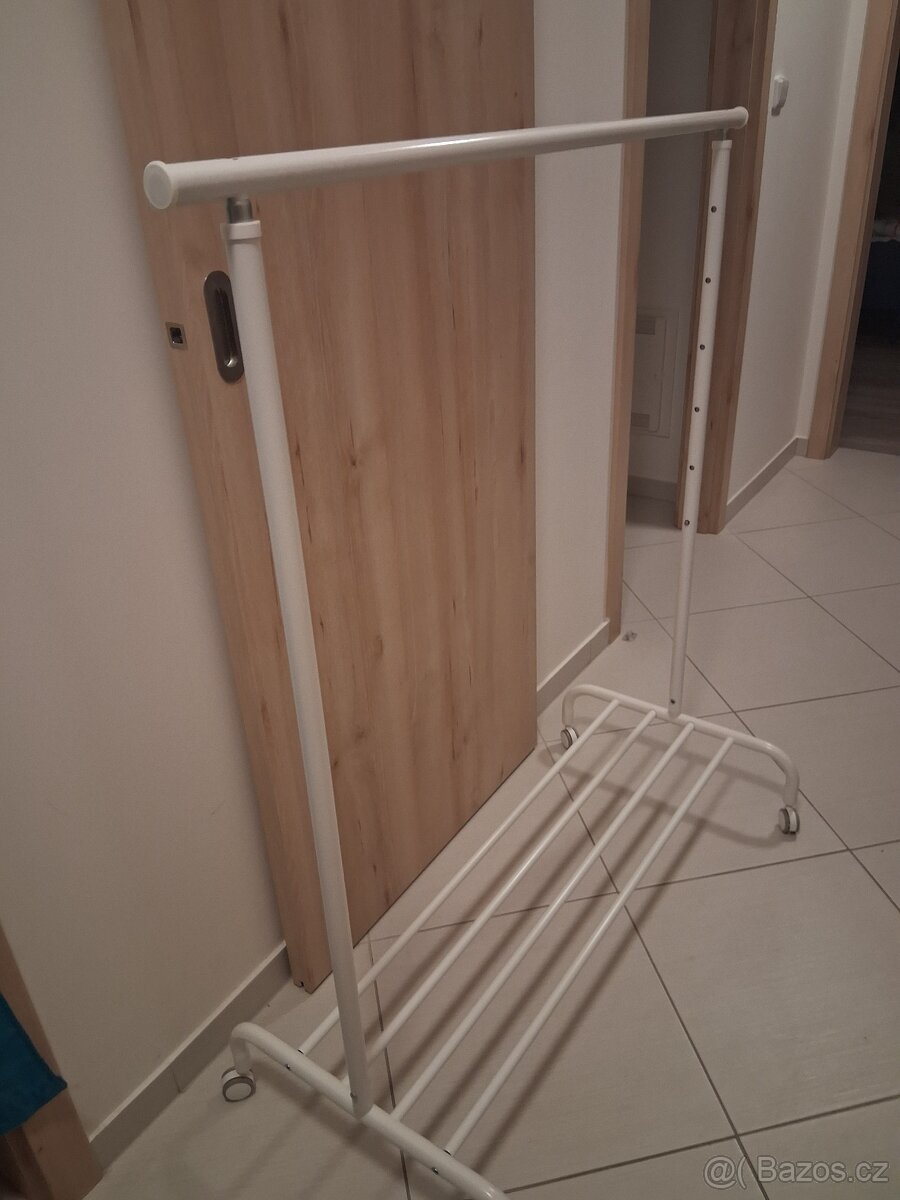 Šatní stojan IKEA Rigga.TOP stav. - 2