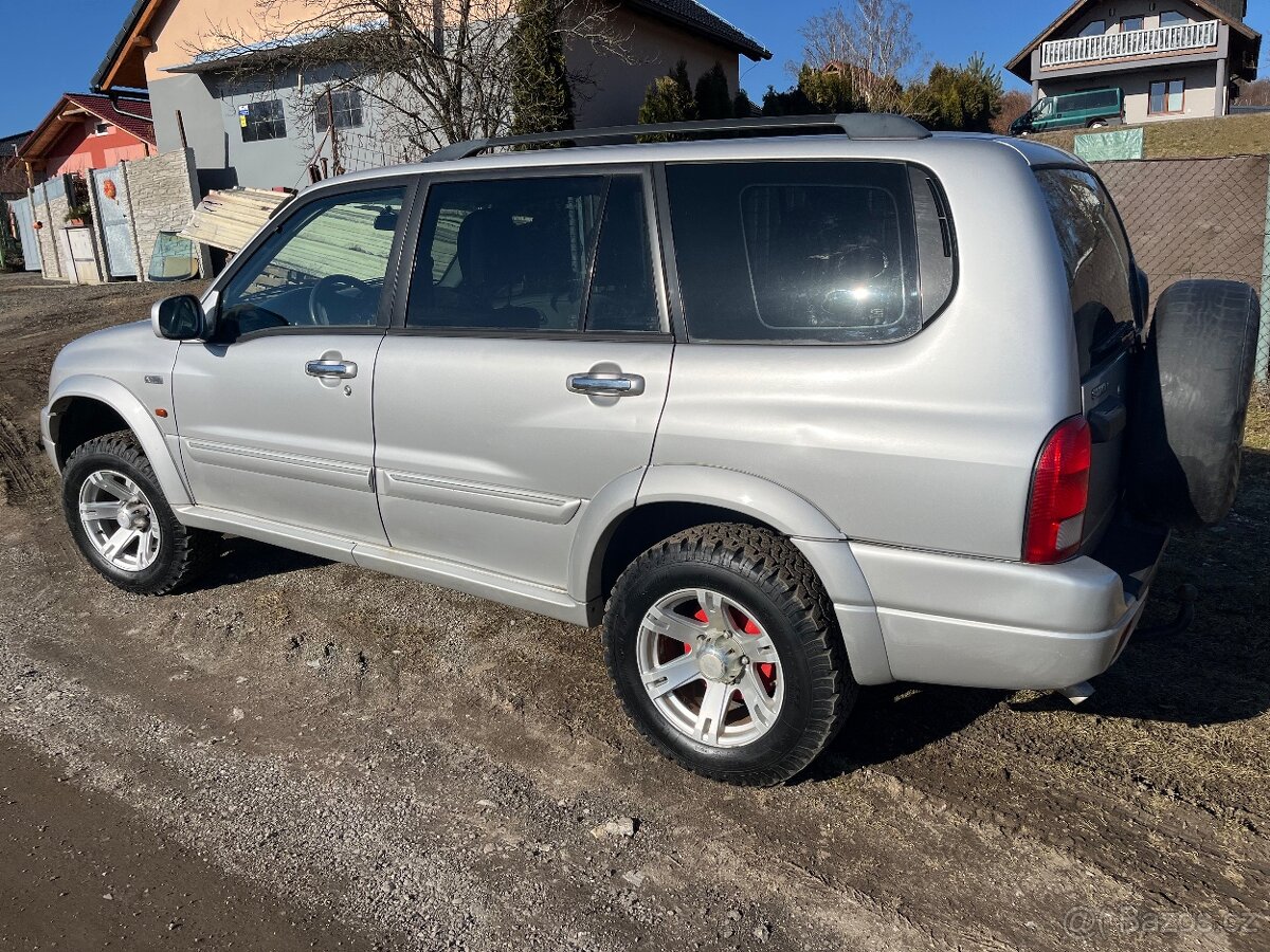 Suzuki grand vitara xl7 - 2