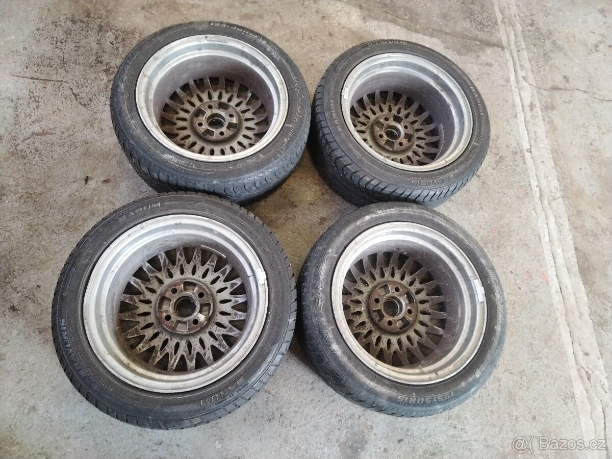 RH Mesh 7x15 4x100 80.léta - 2