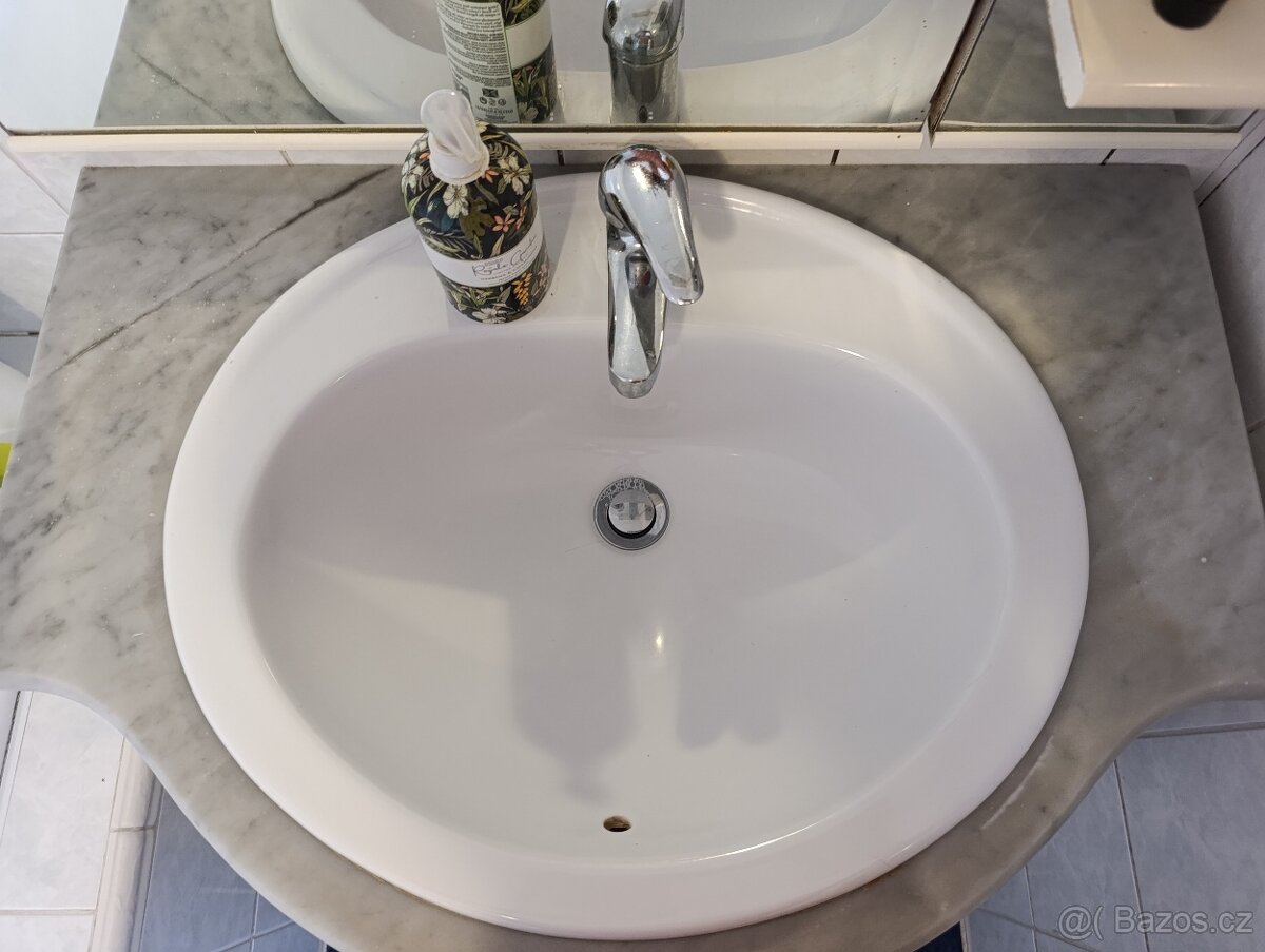 Prodám umyvadlo a mramorovou desku - 2
