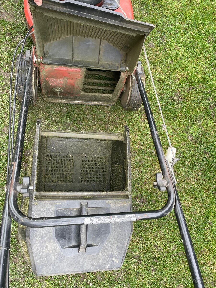 benzínová sekačka Castelgarden R - 2