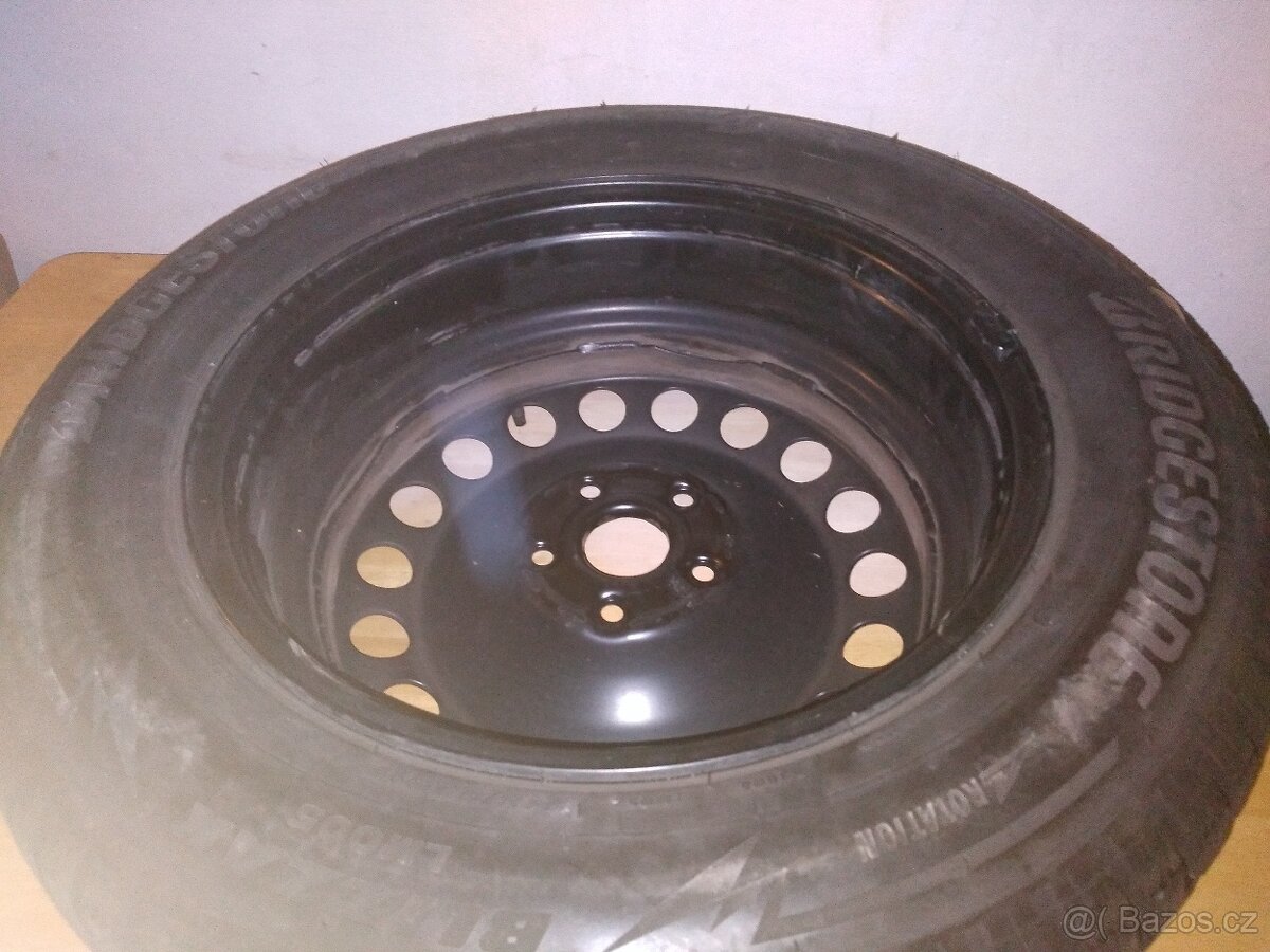 Škoda kodiaq kolo s pneu - 2