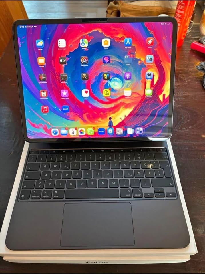 iPad Pro 13 , 256GB - 2