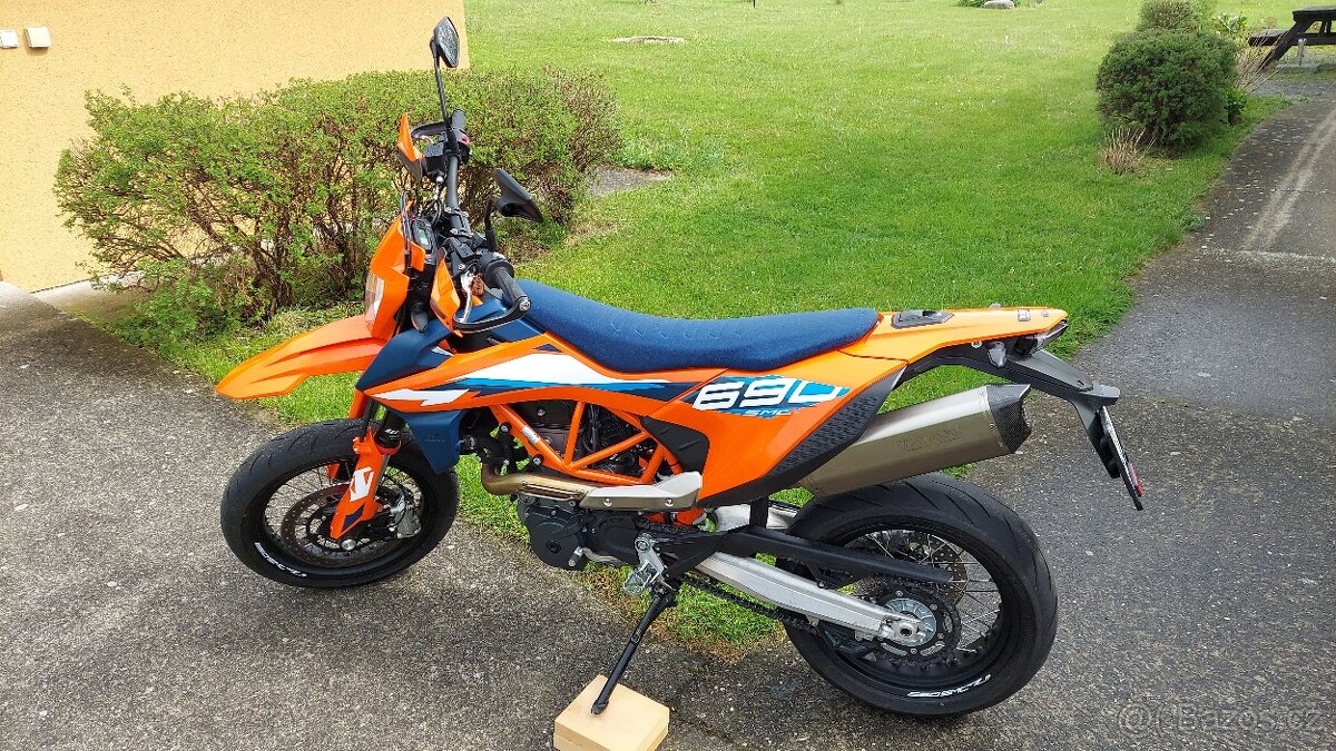 KTM 690 SMC-R 2023 - 2