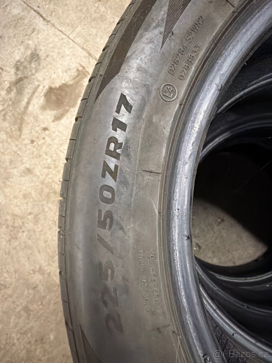 Pneu letní 225/50 R17 - 2
