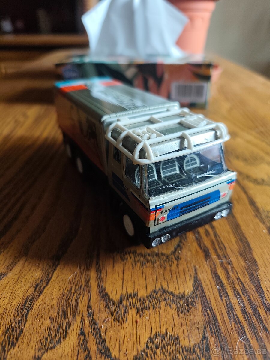 Plechová autička - 2