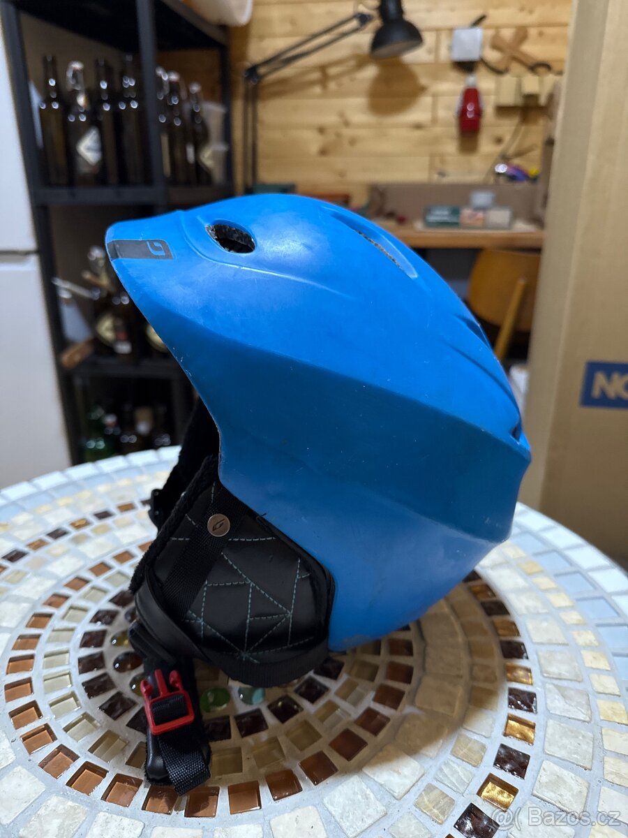 Modrá lyžařská/snowboardová helma (sportovní styl) - 2