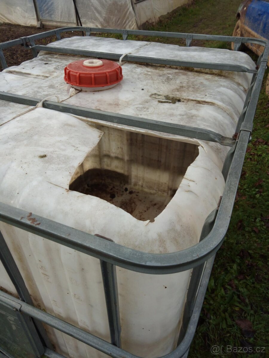 IBC, kontejner na vodu, nádrž, barel - 2