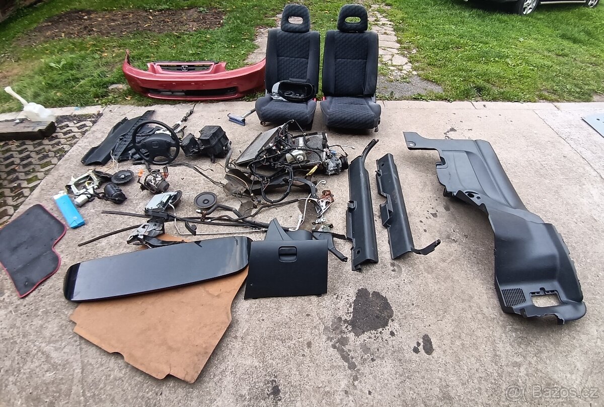 Honda Civic 1.4 jen díly - 2