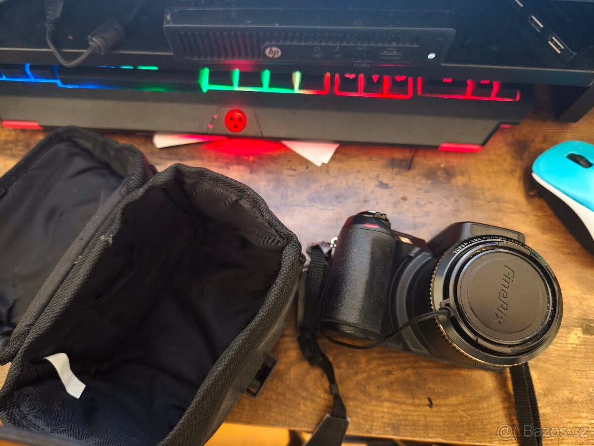 FUJIFILM FinePix S7000, - 2