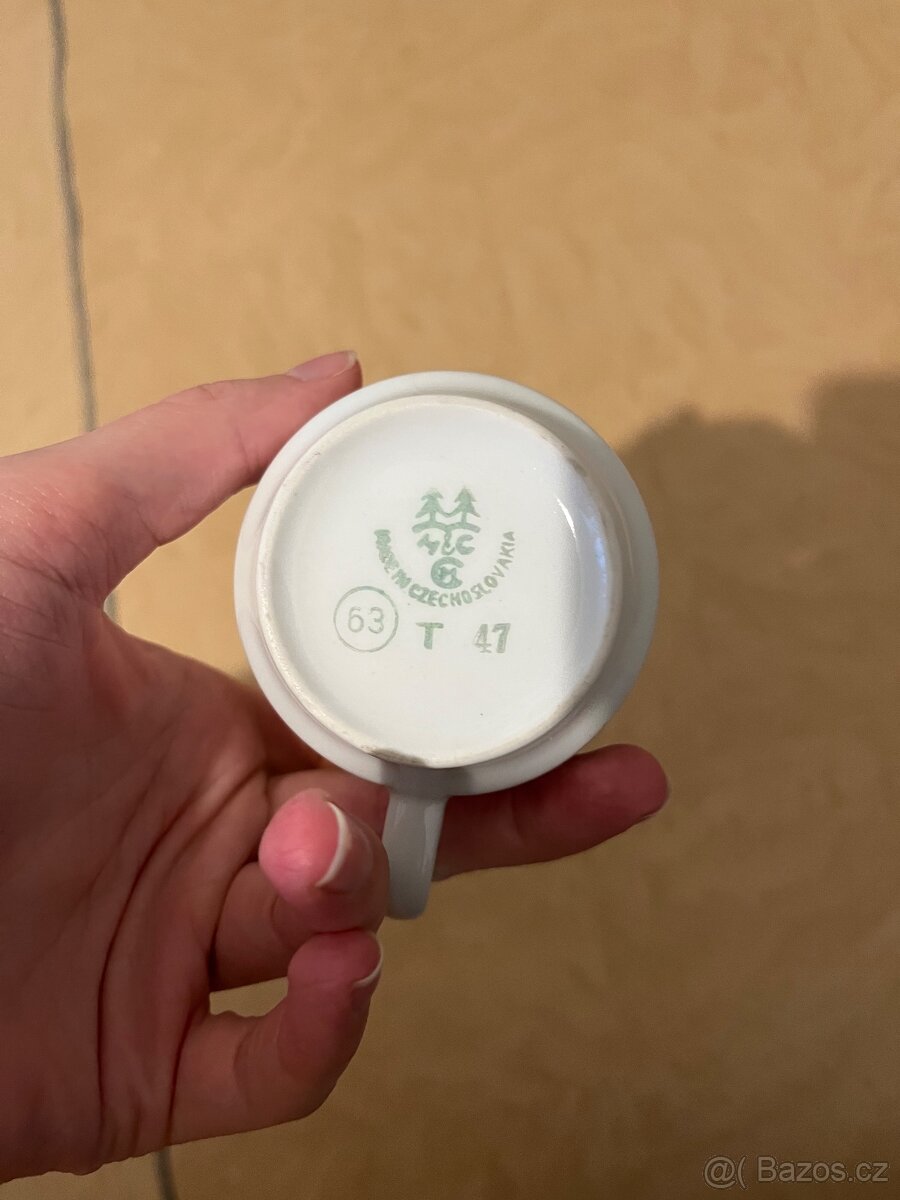 Starožitné hrnečky a talířky - 2