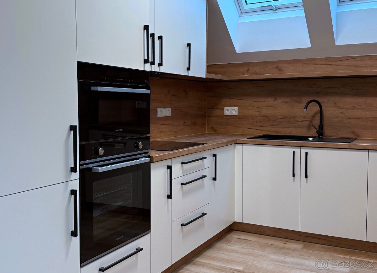 Pronájem zrekonstruovaného bytu 3+kk Zahořany - 2