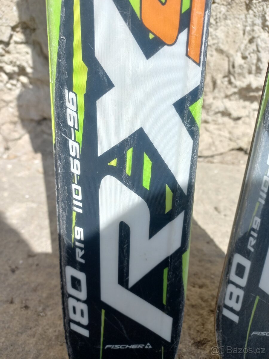 Prodám sjezdové lyže Fischer - 2