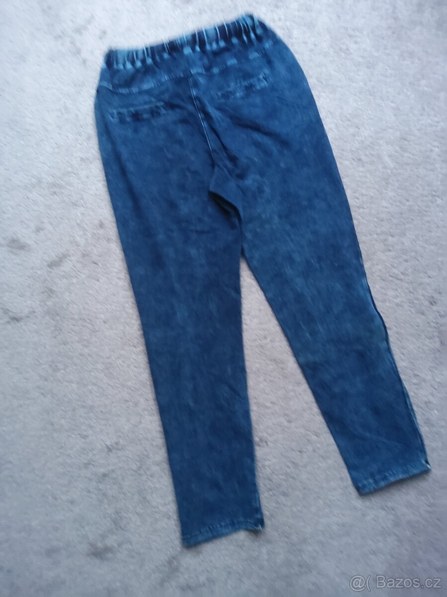 Pohodlné džínové kalhoty - 2