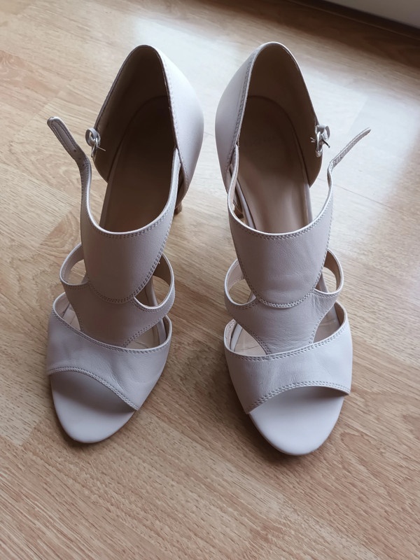 Luxusní lodičky Baťa - 2