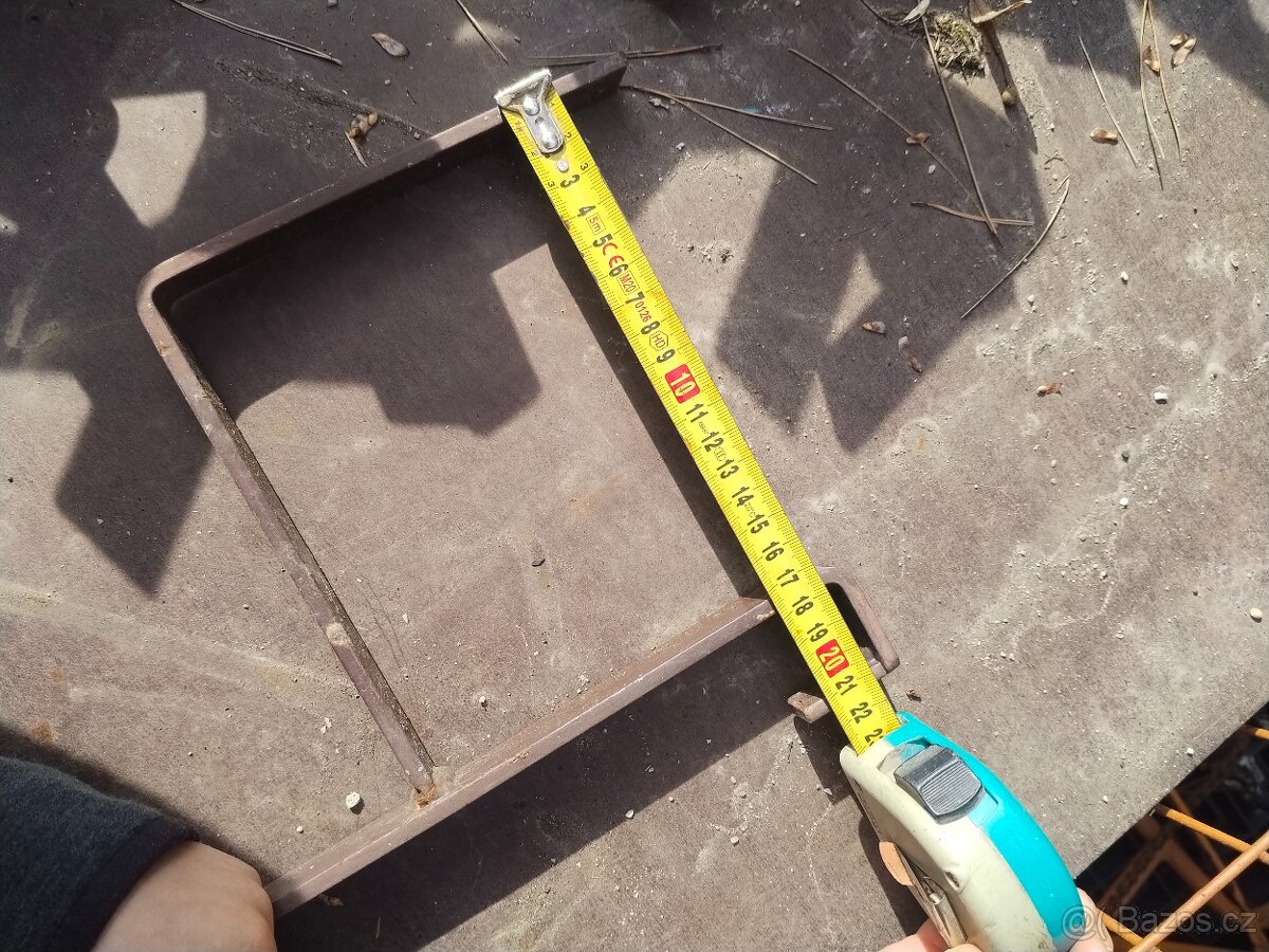 Držáky na truhlíky - 2