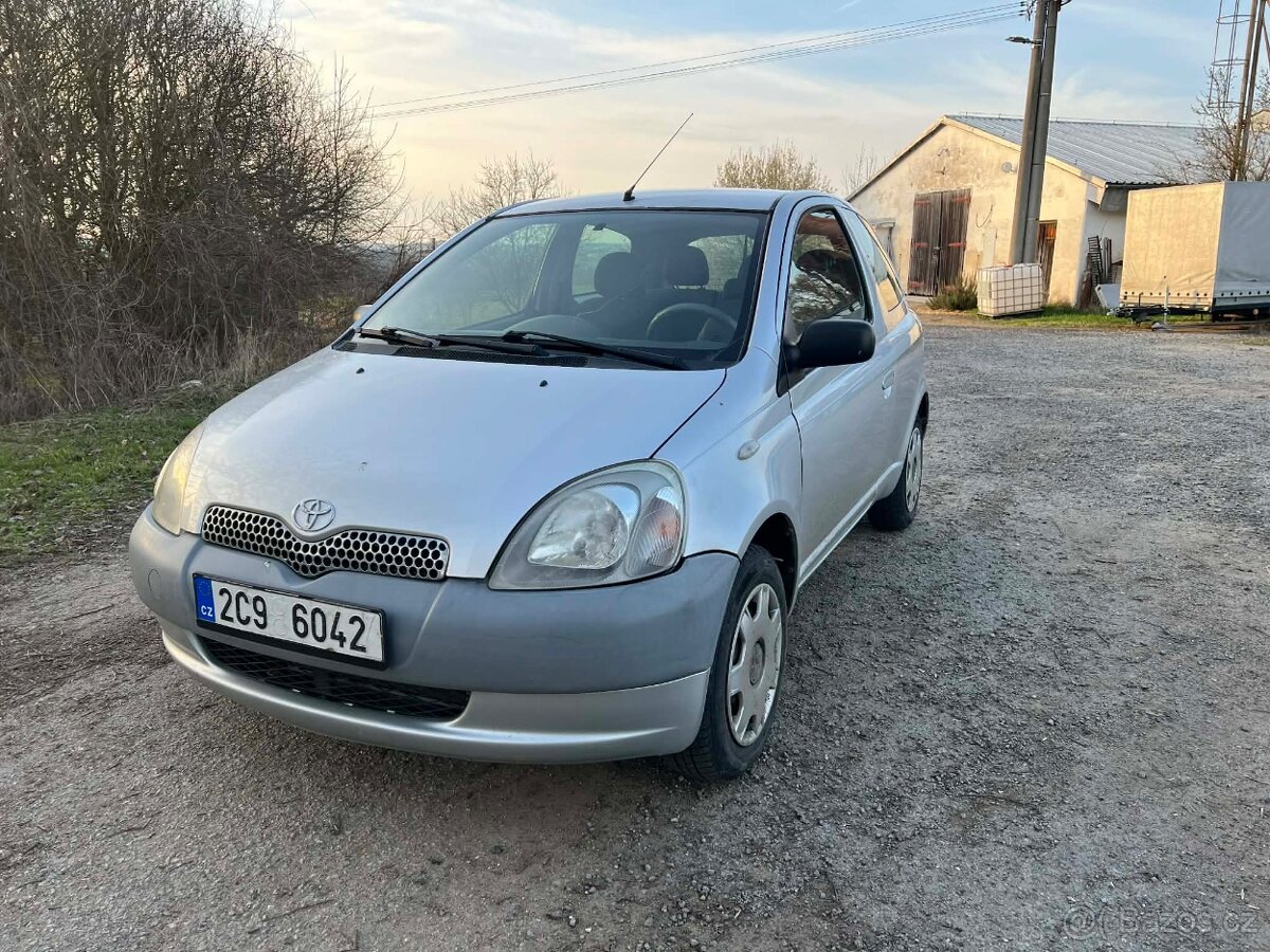 Toyota Yaris - 2