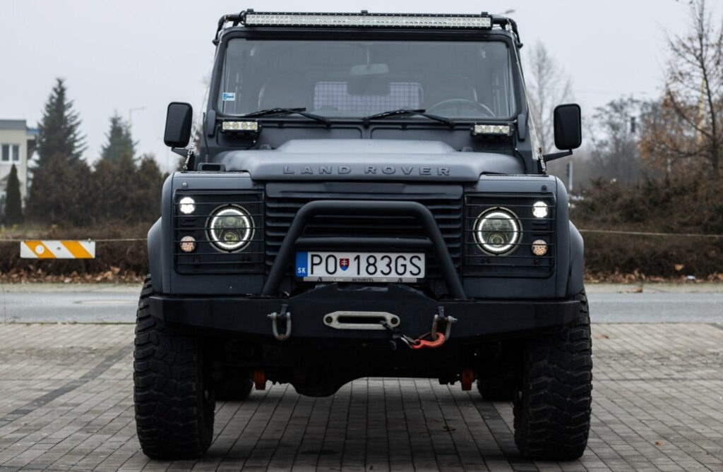 Land Rover Defender 110 SW, 90kW, (2007) - 2