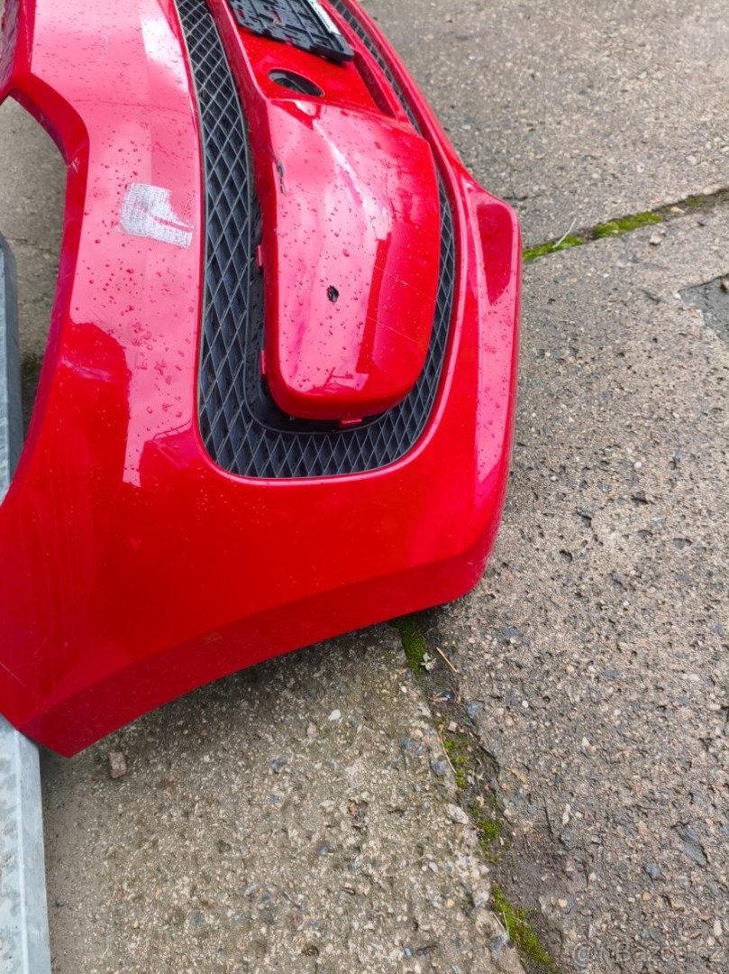 Vw up přední nárazník poškozený - 2