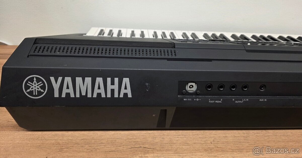 Yamaha PSR-S750 - 2
