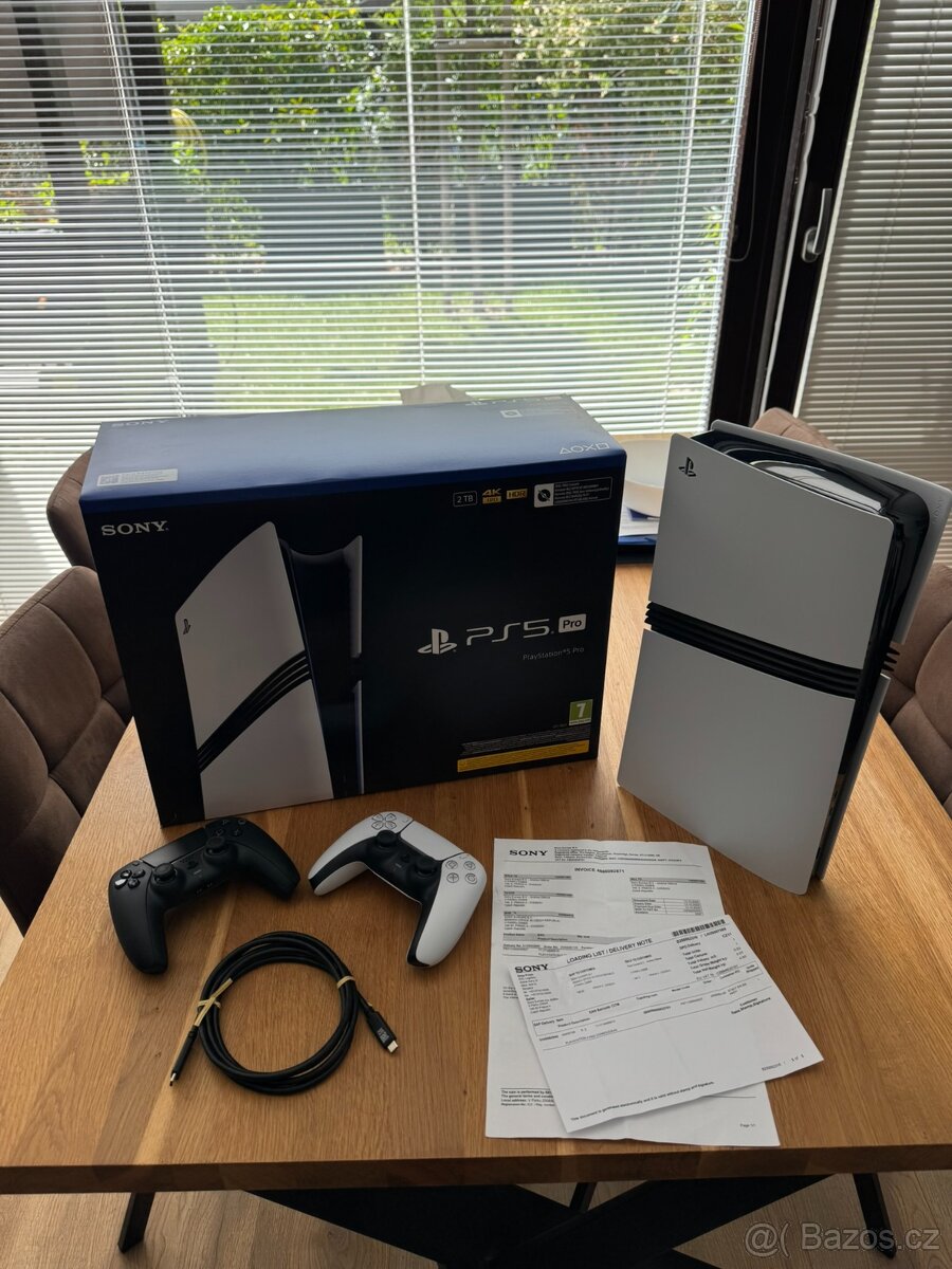 PlayStation 5 Pro - 2TB (2 ovladače) - 2