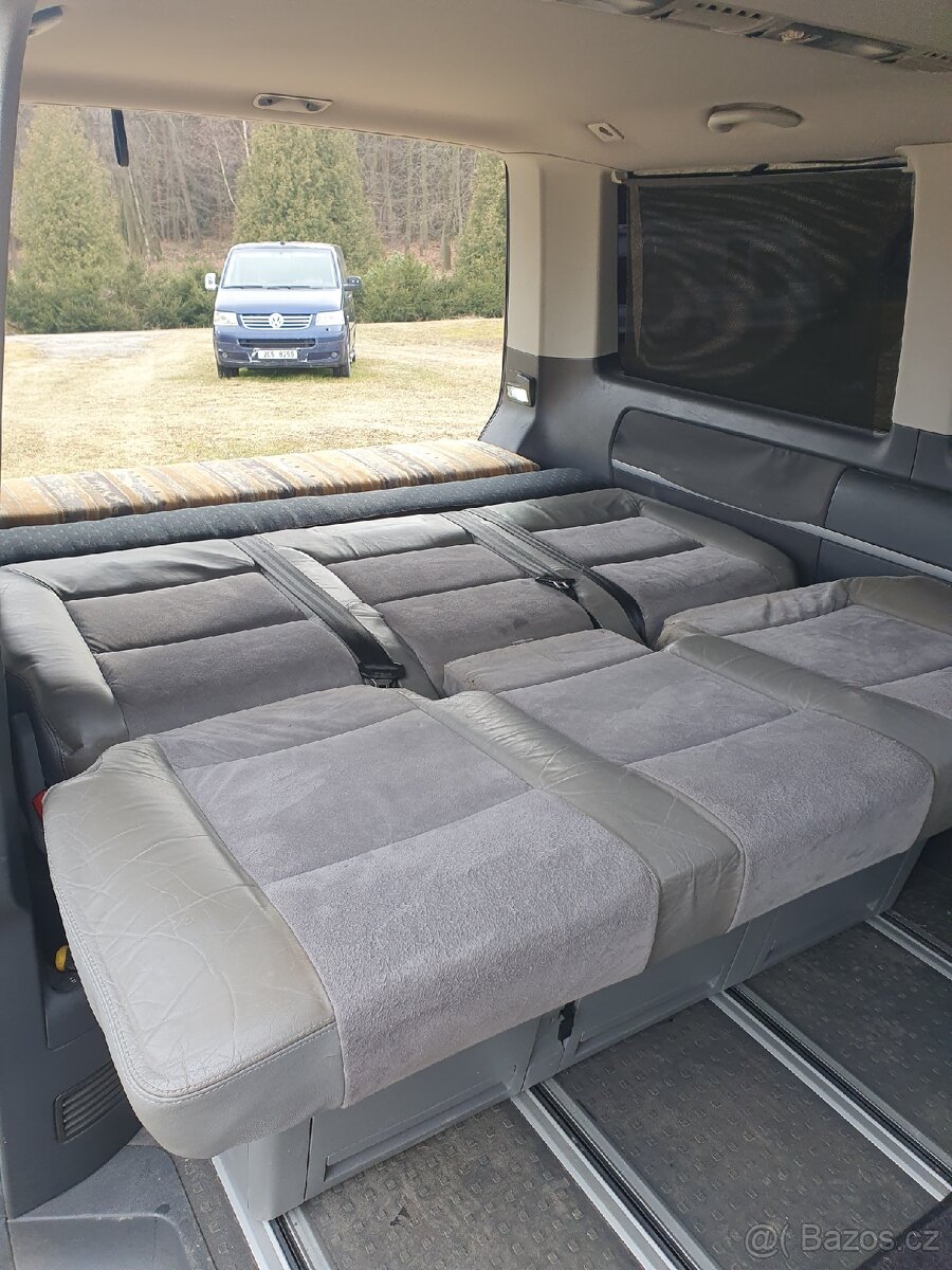 VW T5 T6 Multivan lavice sedačka postel spaní - 2