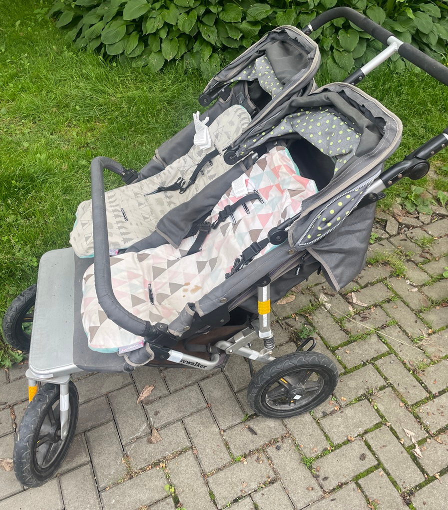 Kočárek EasyWalker Duo + korbičky - 2