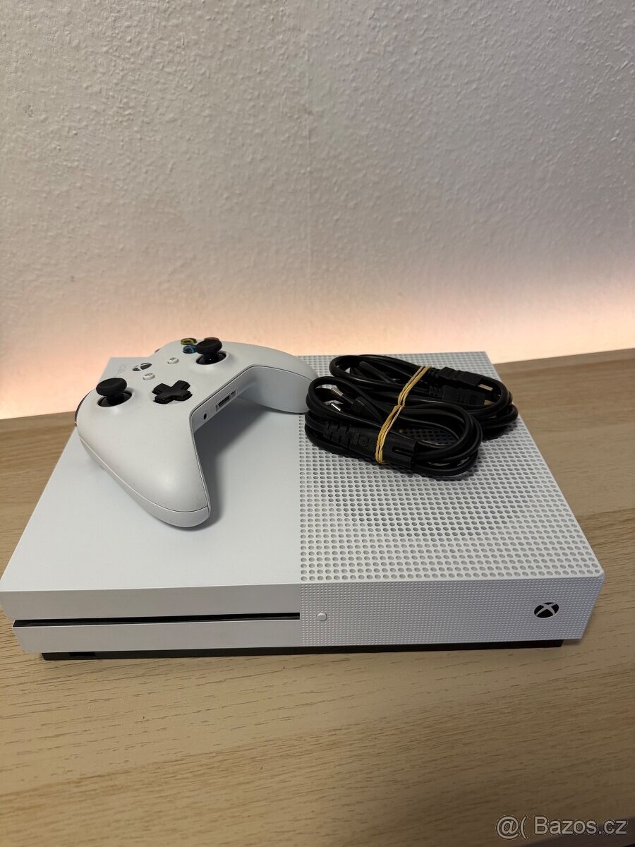 XBOX ONE S 1TB TOP STAV - 2