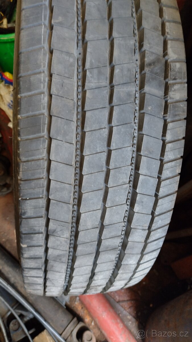 Kola 265x70x17,5 z Iveca - 2