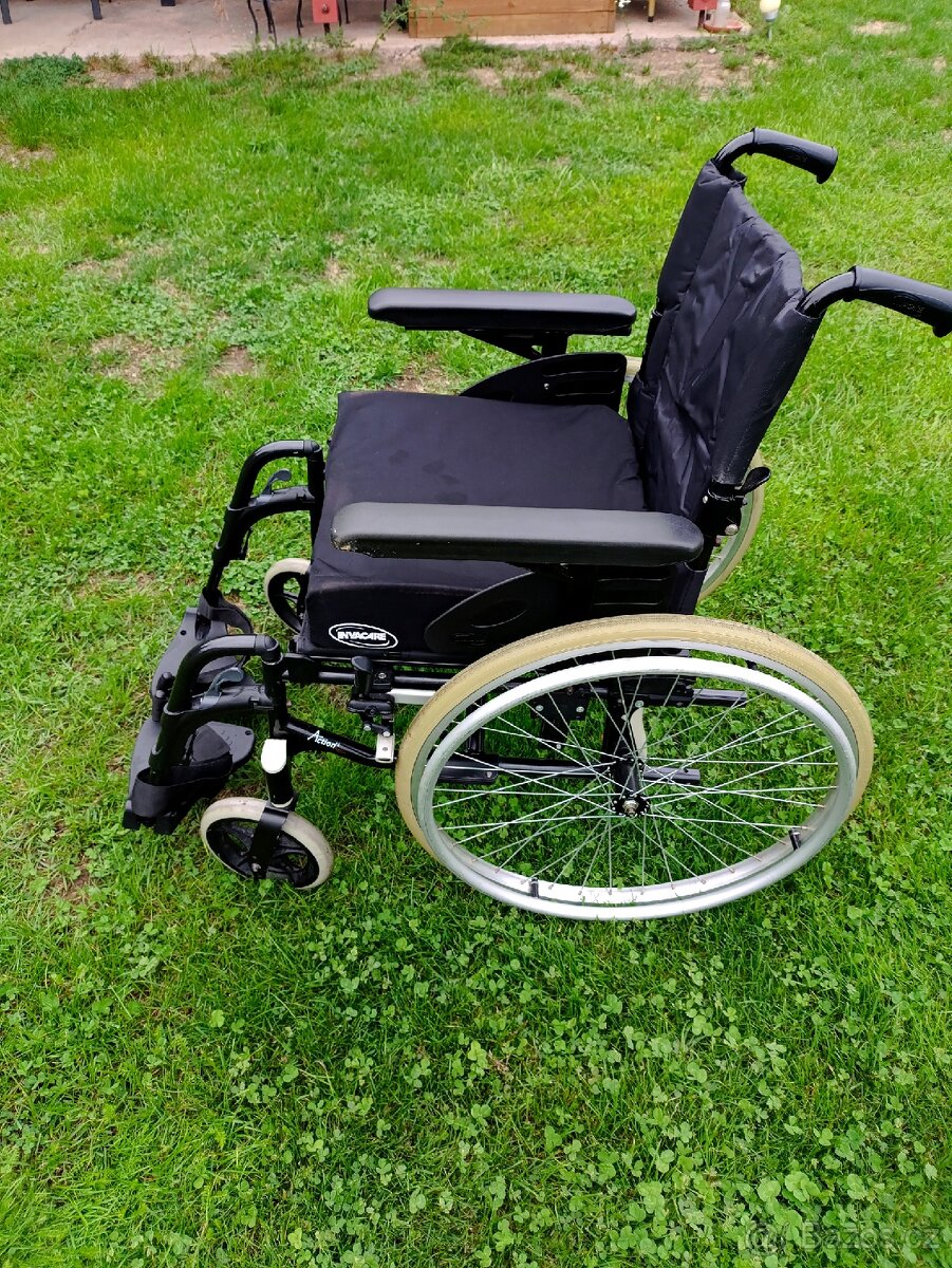 Invalidní vozík - 2