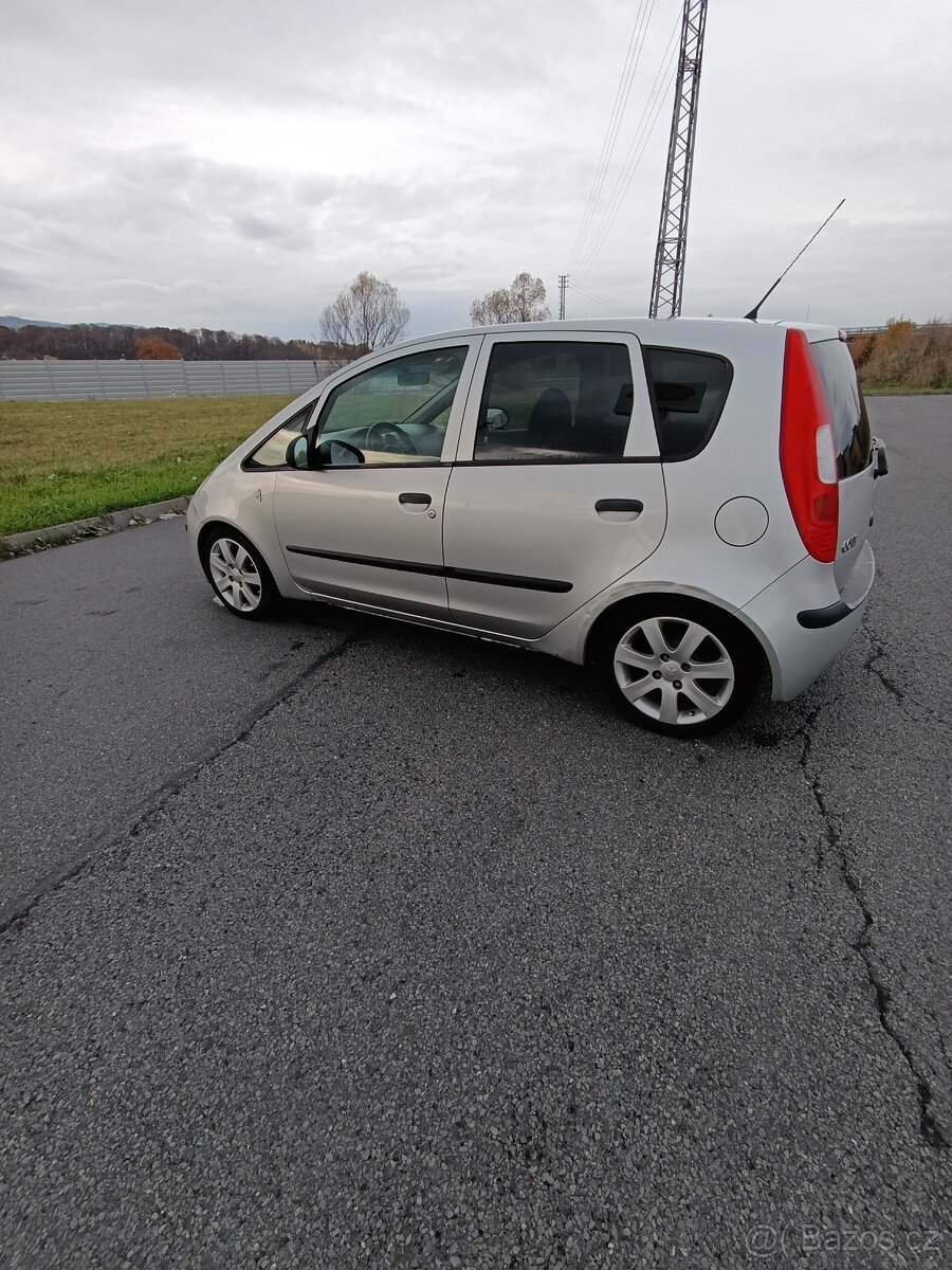 Mitsubishi Colt 1.3i - 2