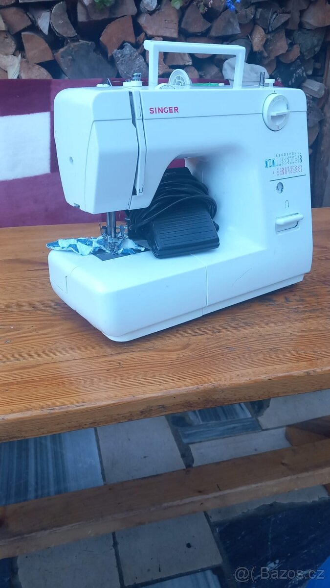 Šicí stroj - 2