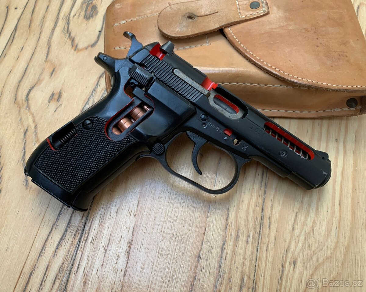 Pistole vz.82 řez školní řez znehodnocena vz82 cz82 - 2