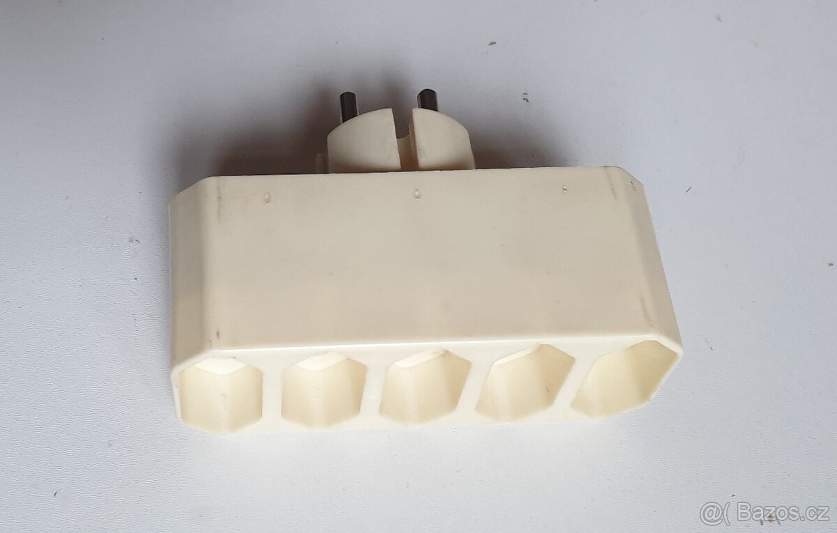 Rozbočovací zásuvka 230V 5x - 2