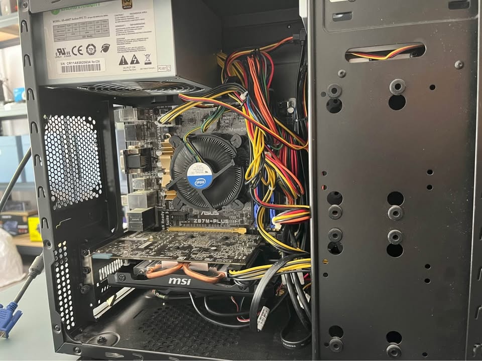 Stolní počítač i5, Radeon R7 - 2